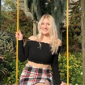 Meet your Posher, Christina